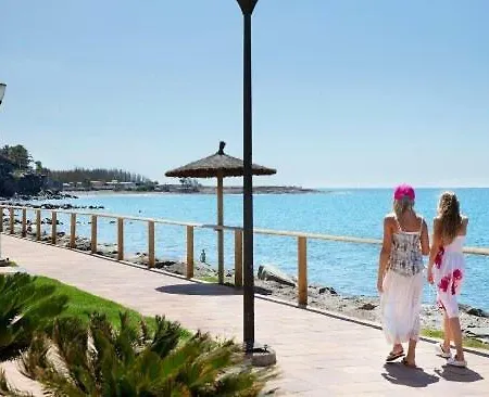 Apartment Moderno Con Vistas Al Mar