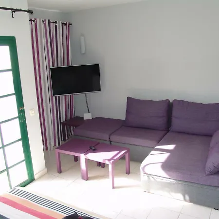 Apartment Moderno Con Vistas Al Mar