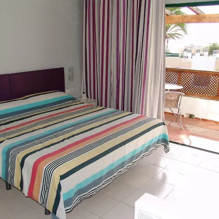 Apartment Moderno Con Vistas Al Mar